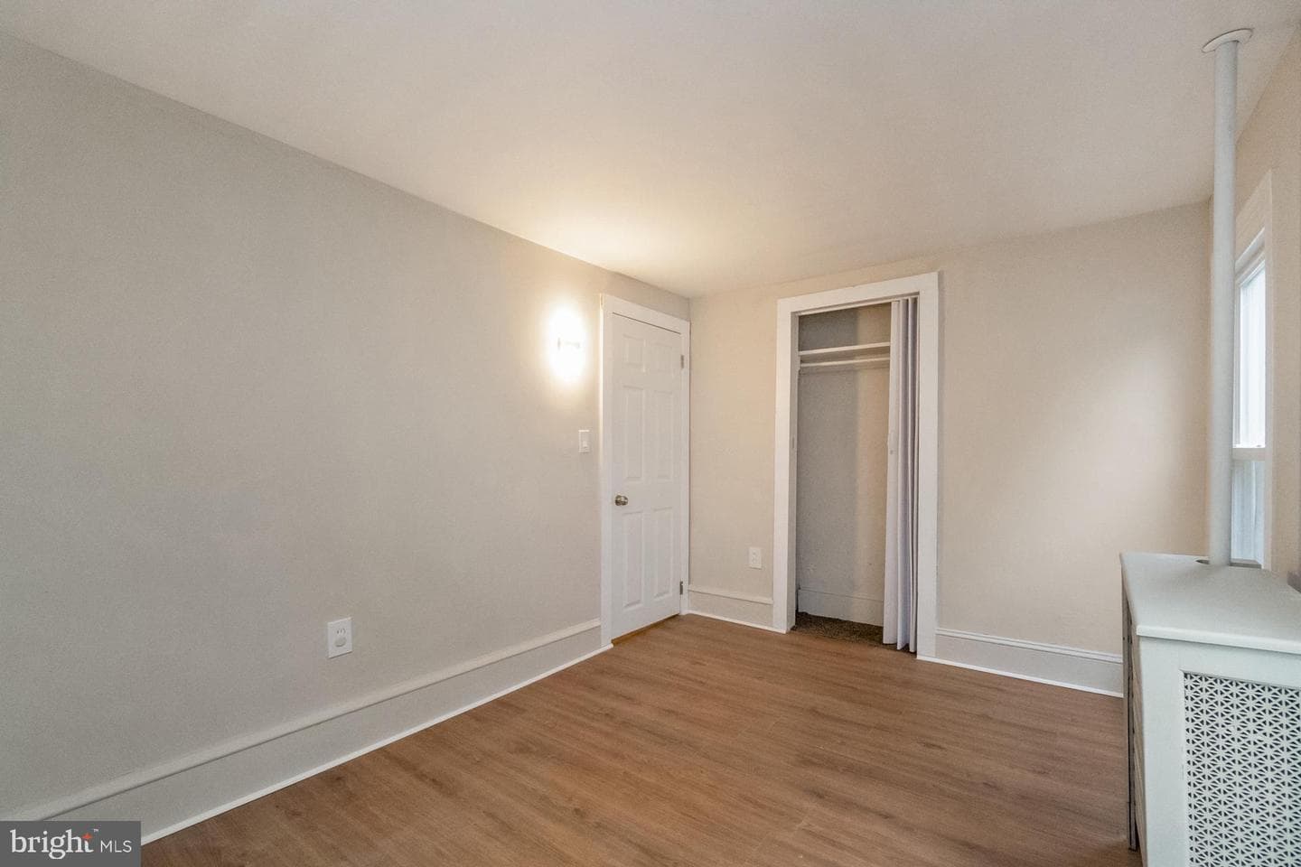341 W Ridge Street photo 22