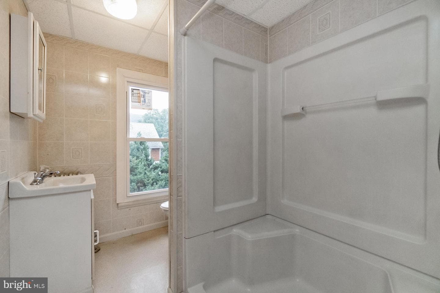 341 W Ridge Street photo 23