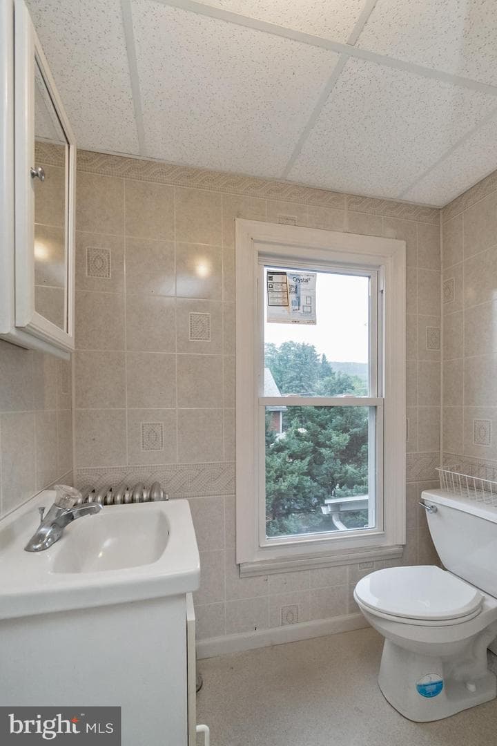 341 W Ridge Street photo 24