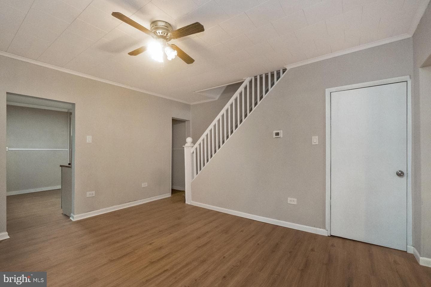 341 W Ridge Street photo 7