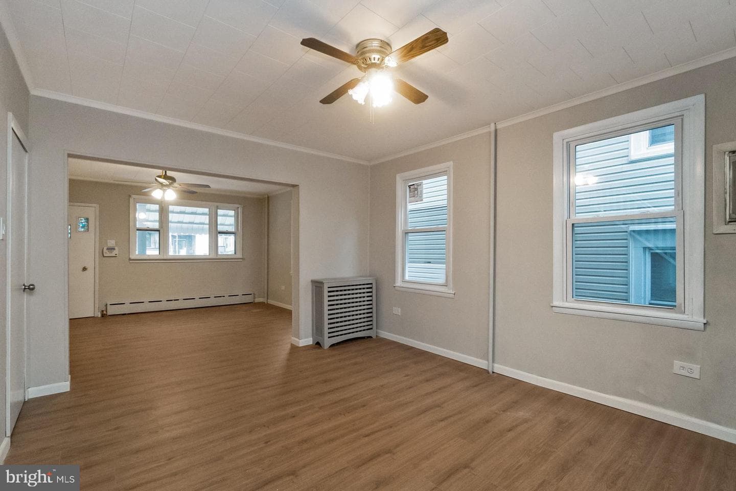 341 W Ridge Street photo 9