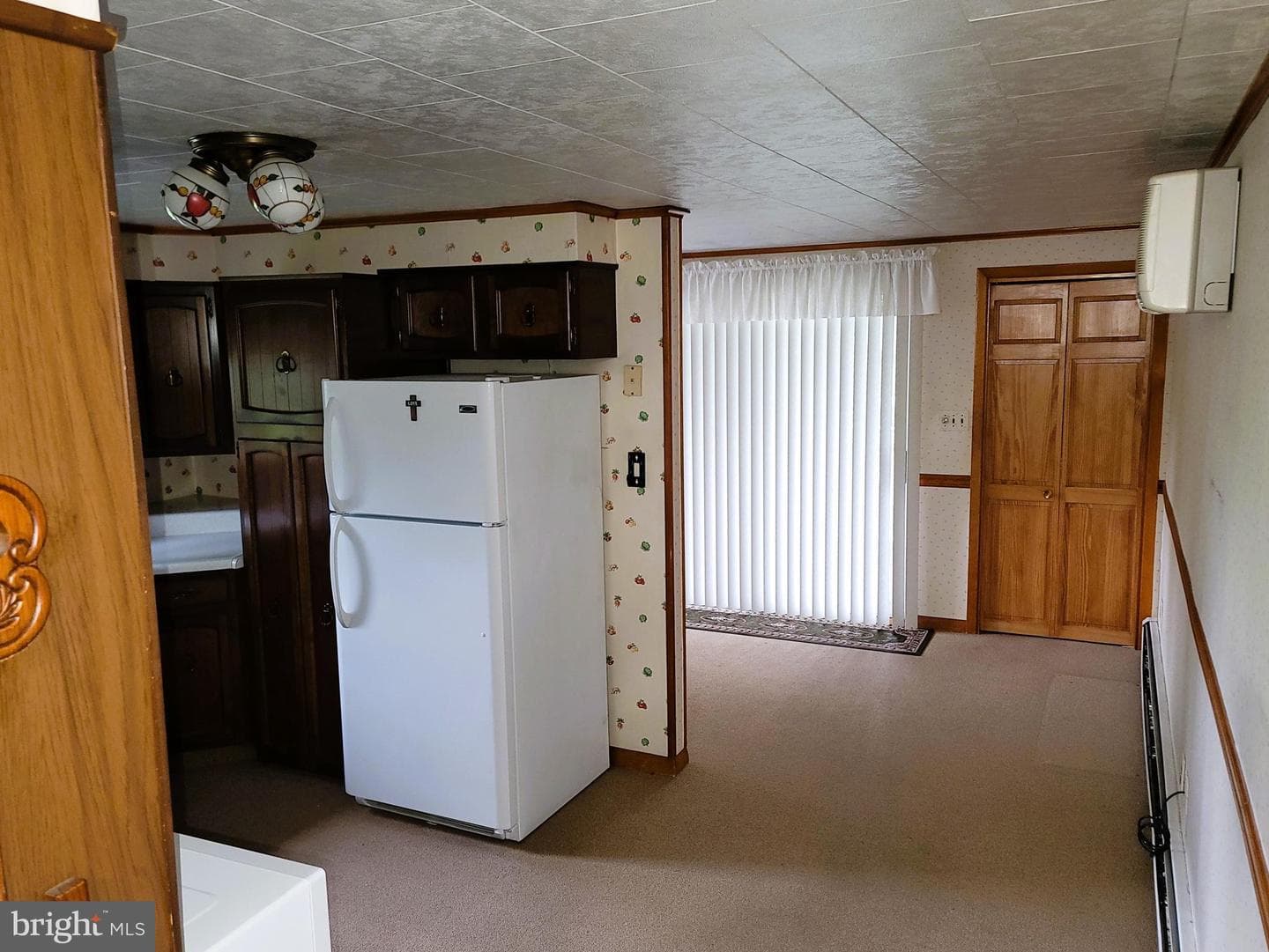 206 Laura Street photo 20