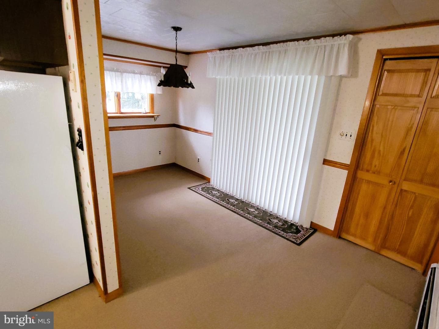 206 Laura Street photo 28