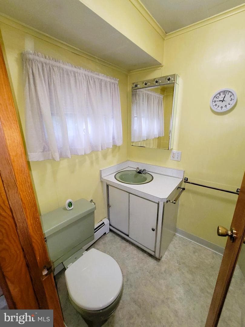 206 Laura Street photo 36
