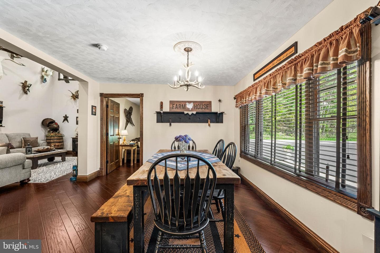 1328 Carrs Hill photo 12