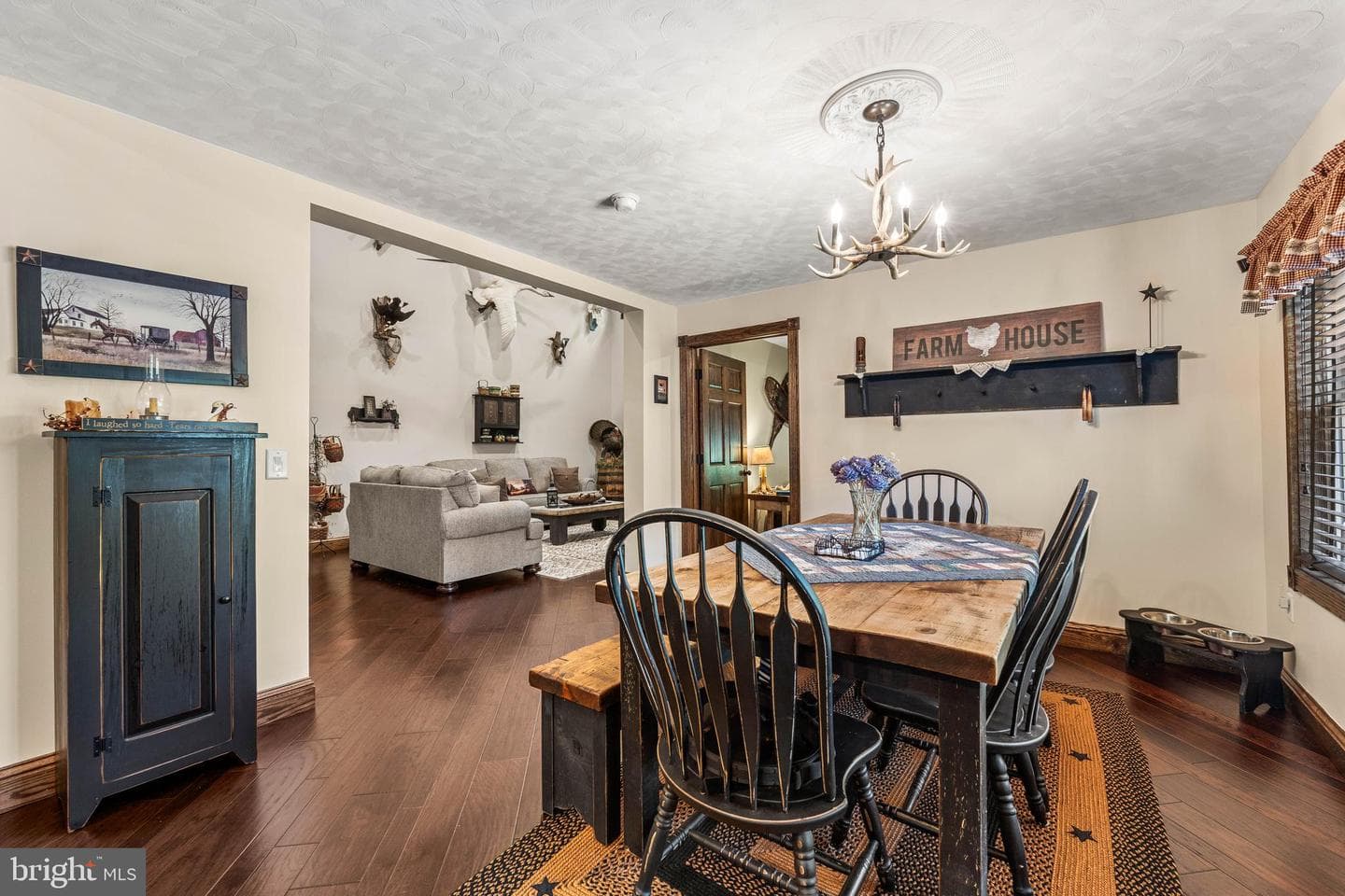 1328 Carrs Hill photo 13