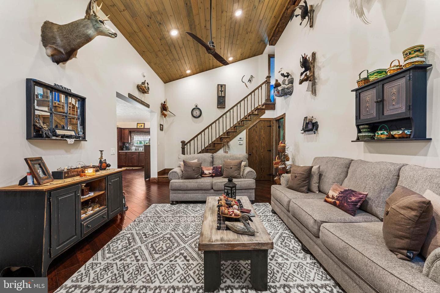 1328 Carrs Hill photo 19