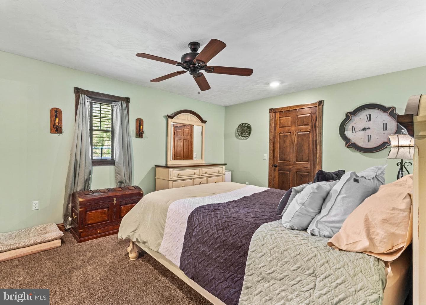 1328 Carrs Hill photo 20
