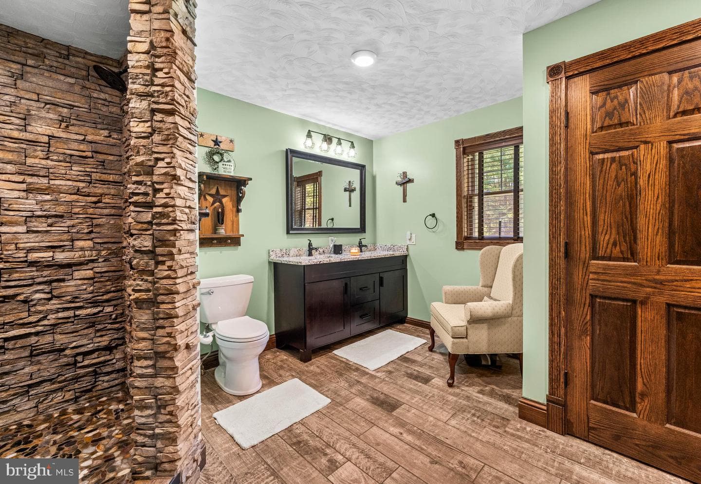 1328 Carrs Hill photo 23