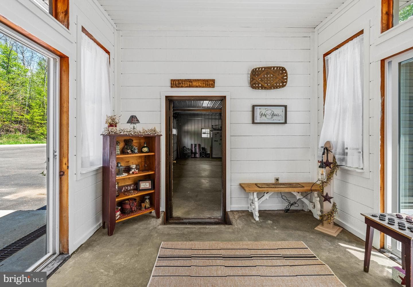 1328 Carrs Hill photo 34