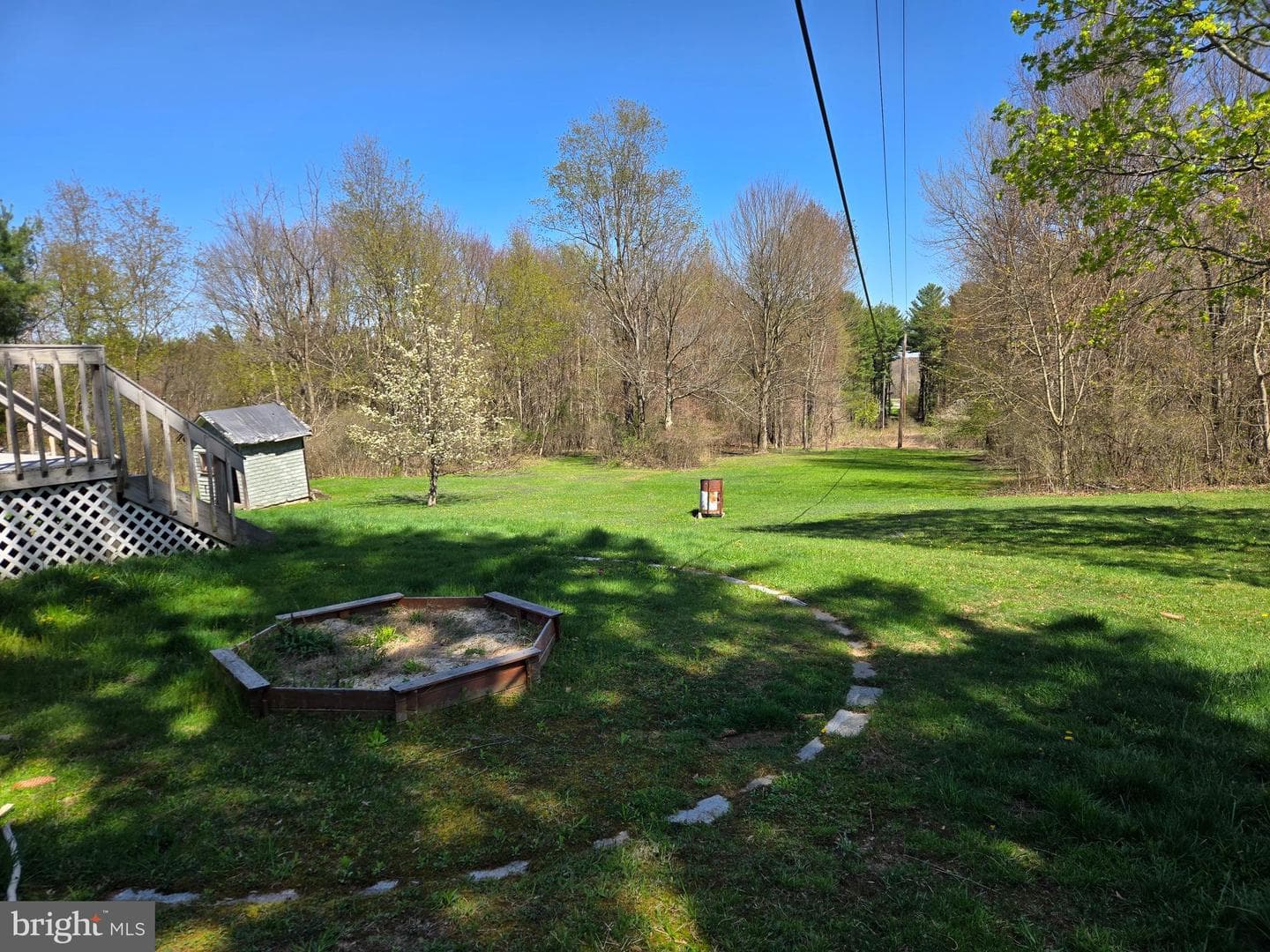 2578 Ashland Road photo 4