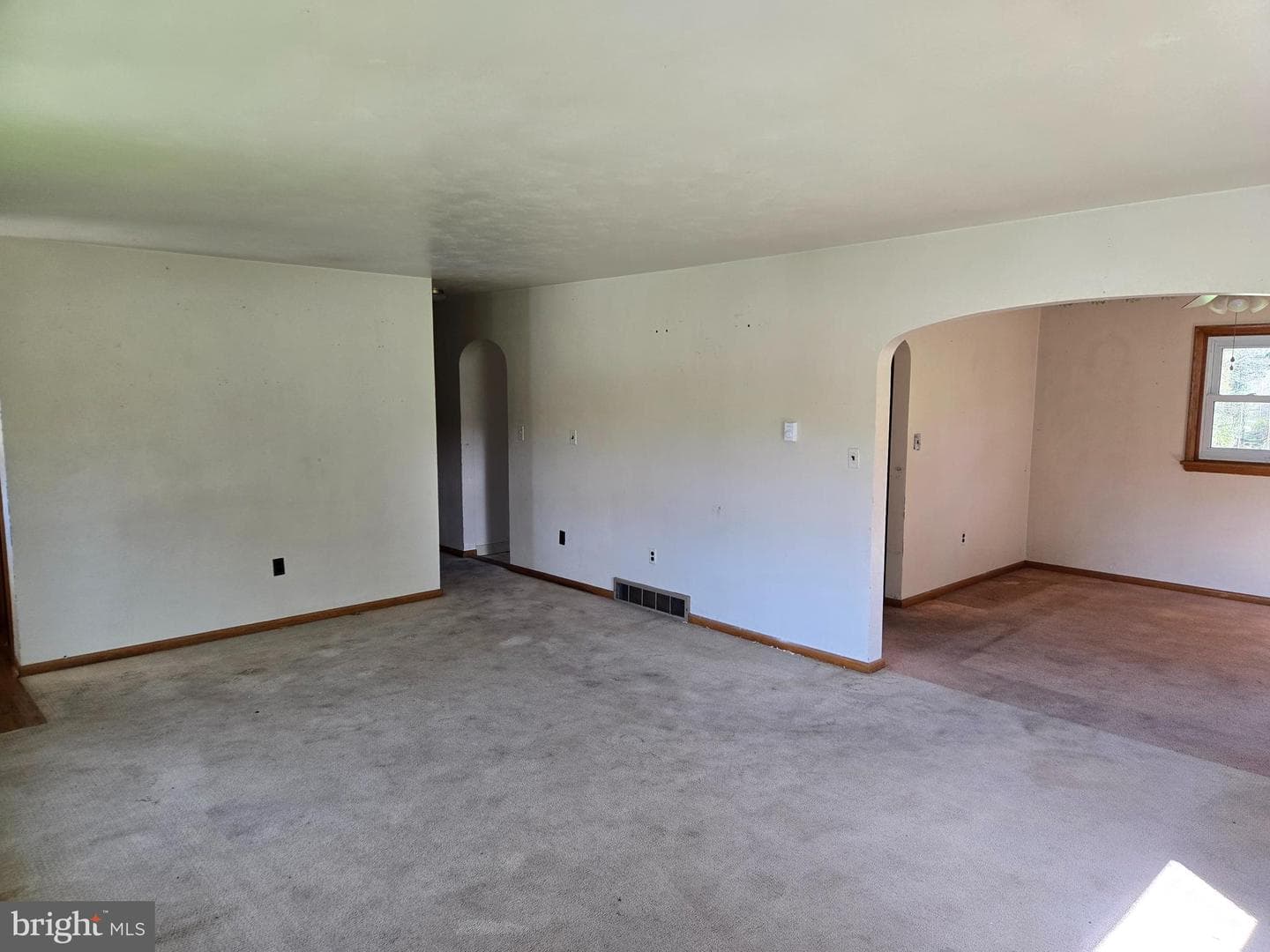 2578 Ashland Road photo 9