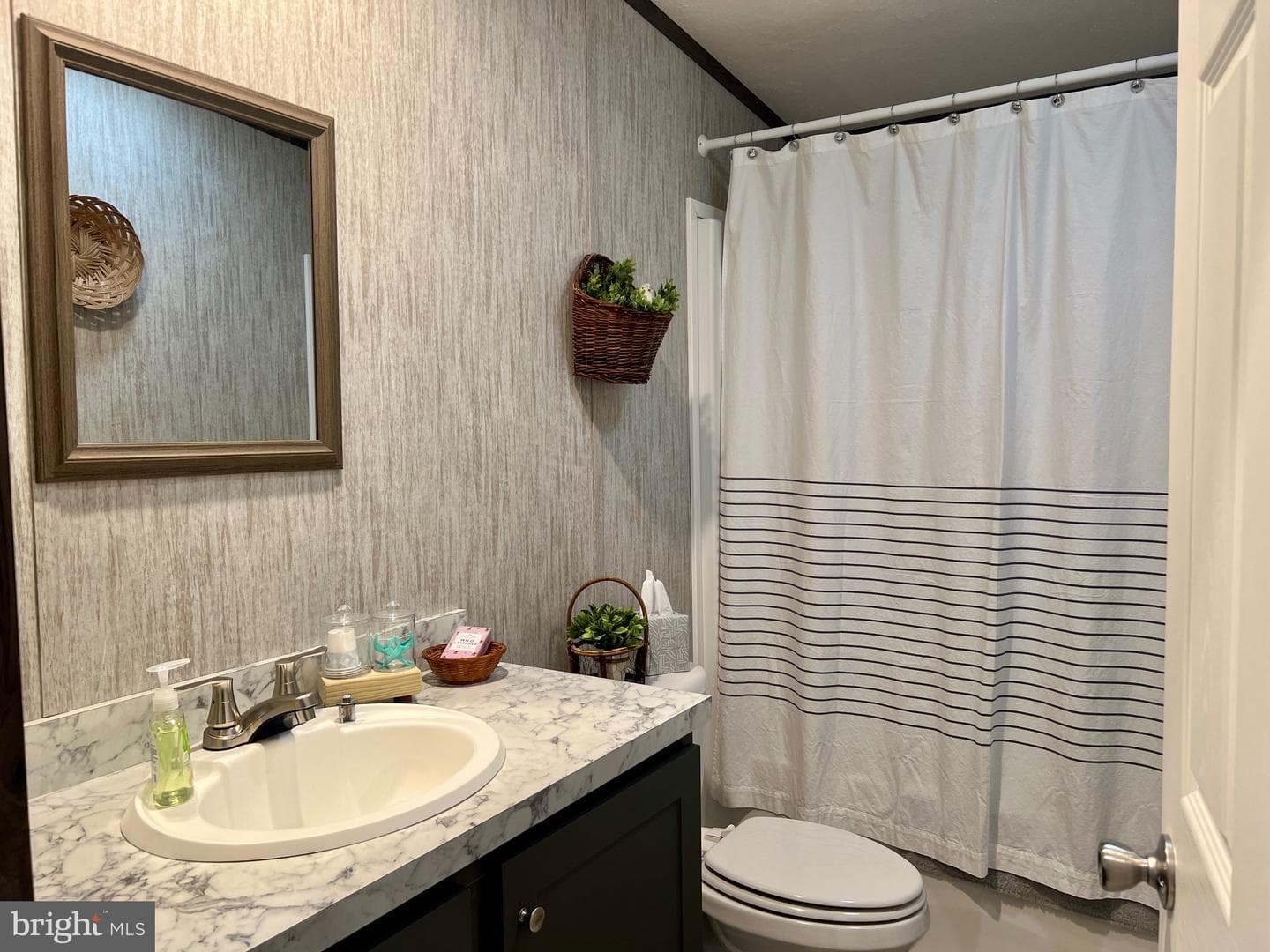 142 Meadow Lane photo 15