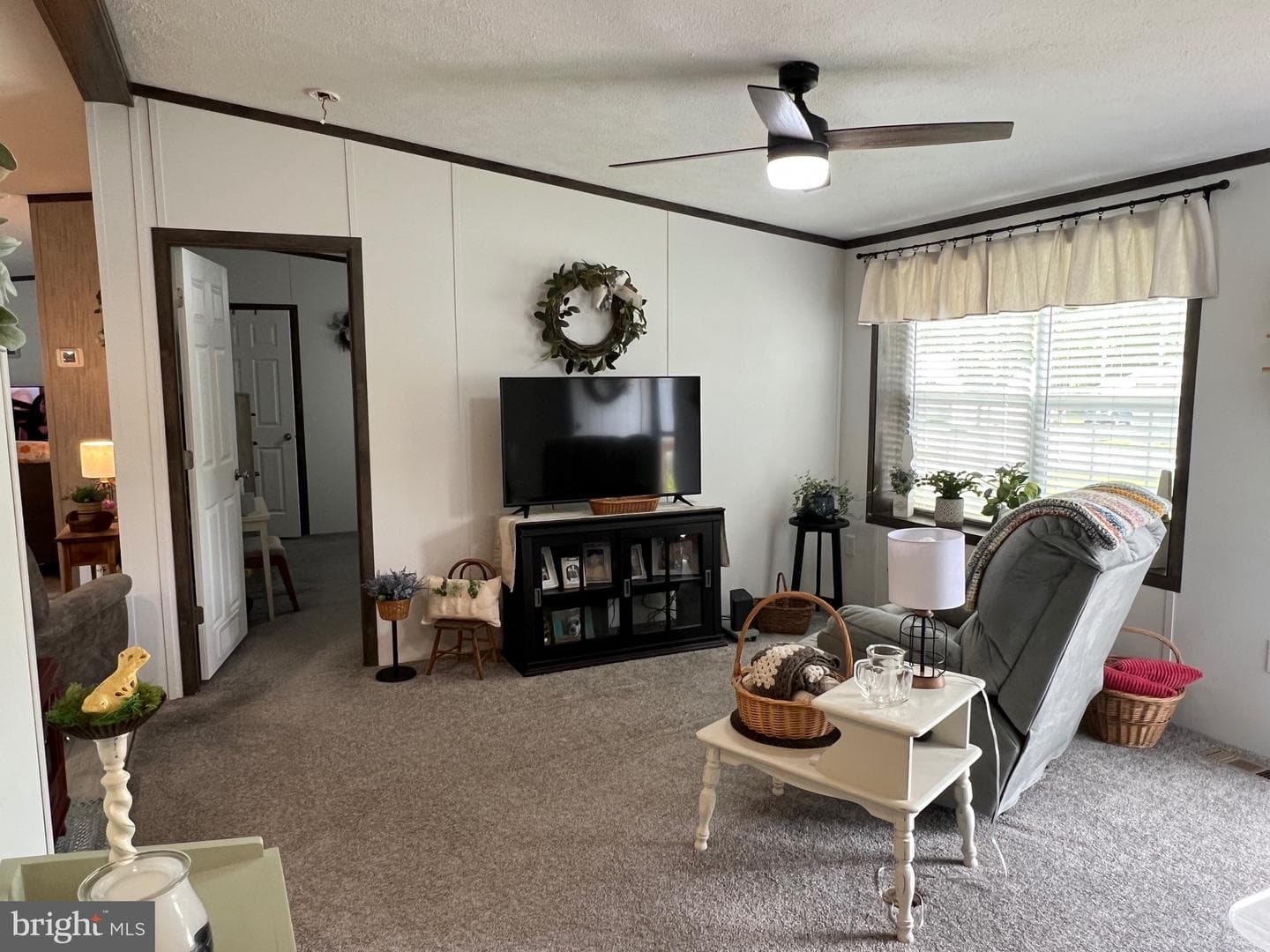 142 Meadow Lane photo 9