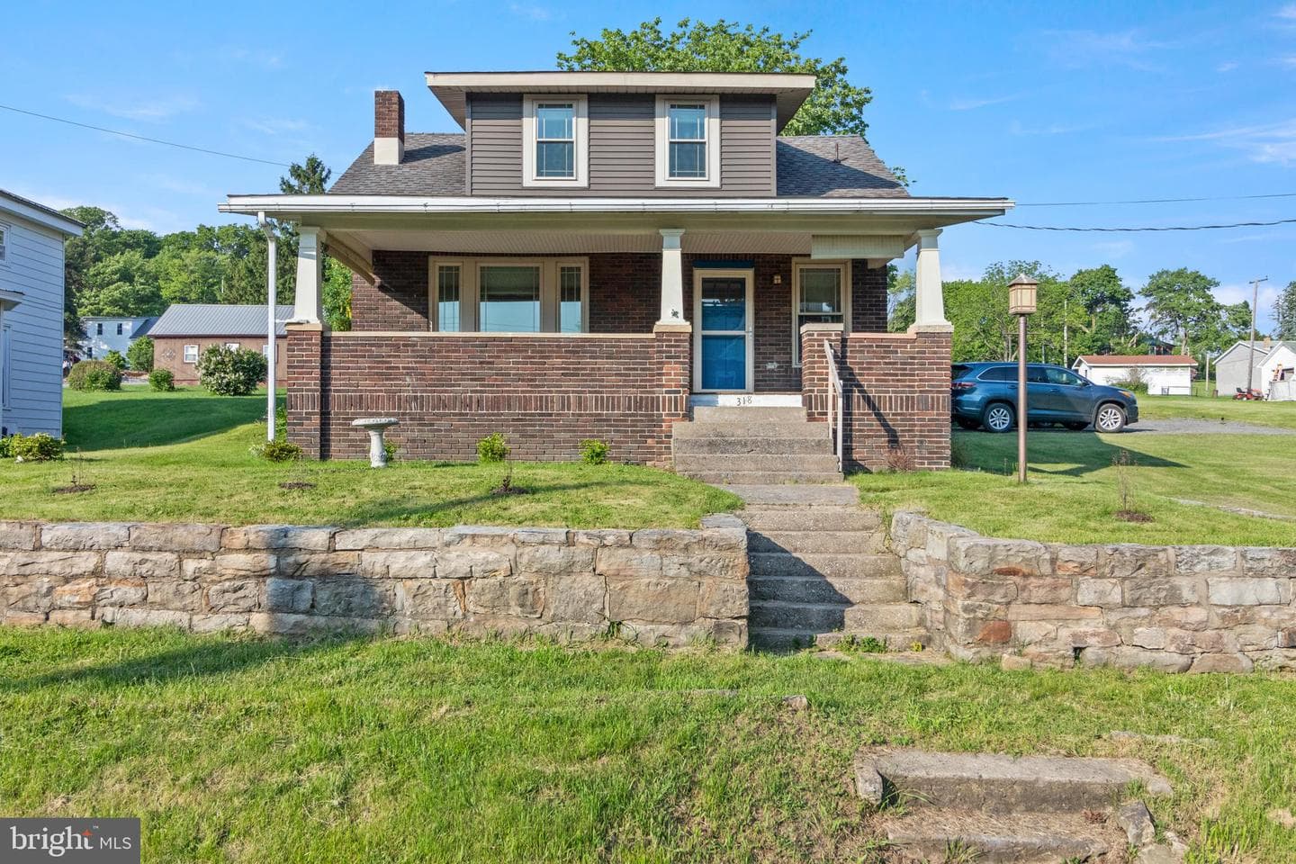 318 Clearfield Street photo 4