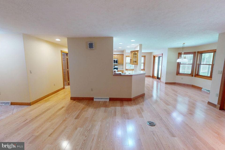 16364 Treasure Lake Road photo 12