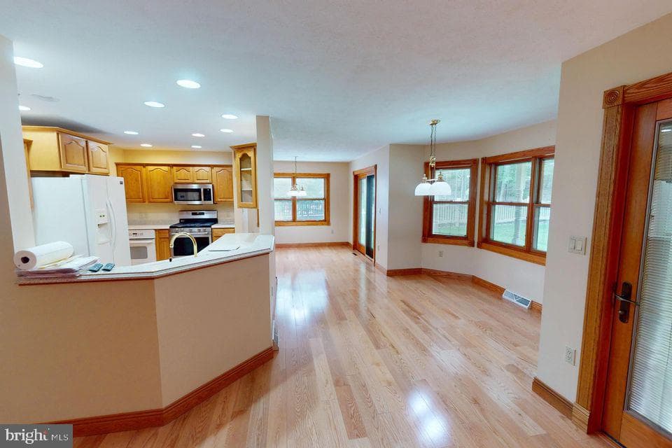 16364 Treasure Lake Road photo 13