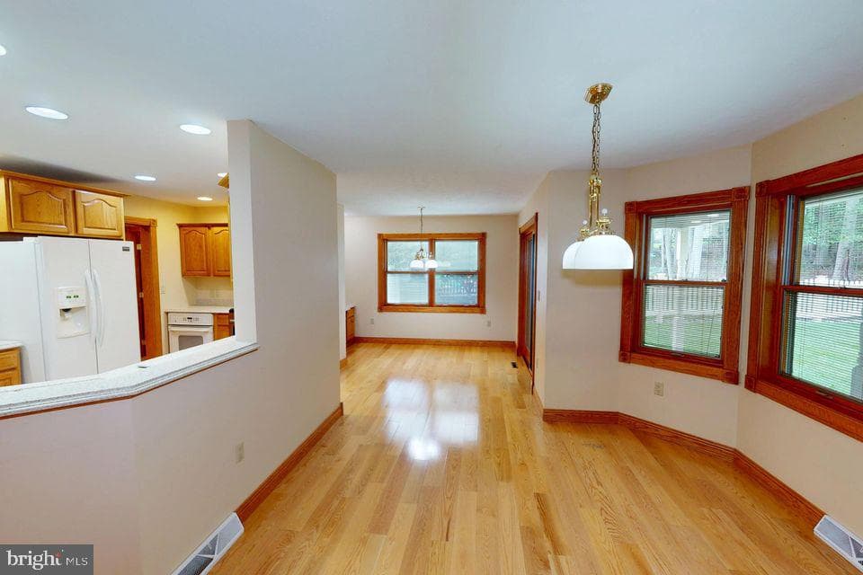 16364 Treasure Lake Road photo 14