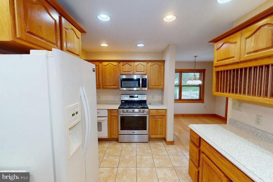 16364 Treasure Lake Road photo 23