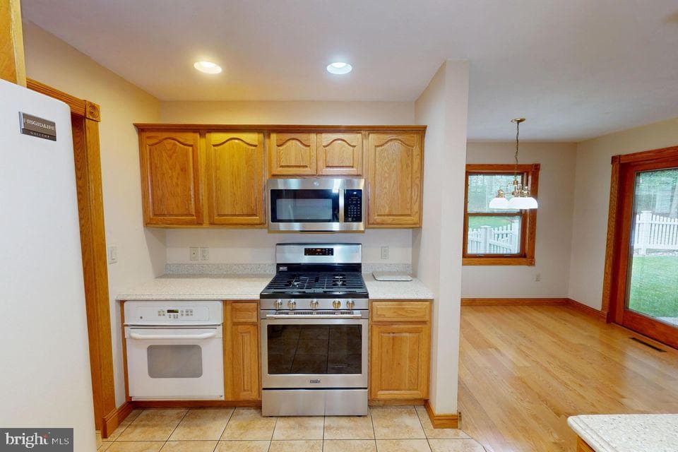 16364 Treasure Lake Road photo 24