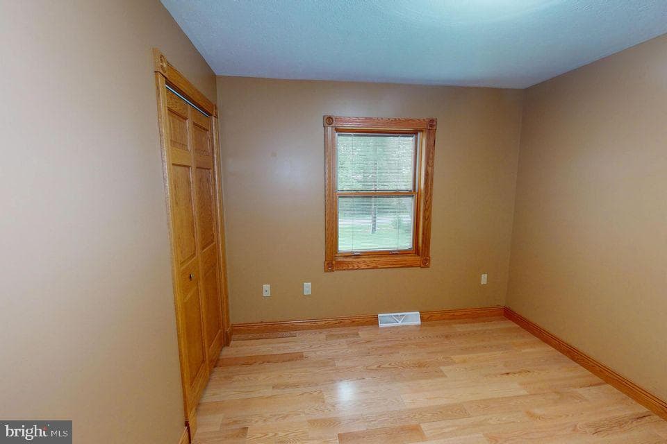 16364 Treasure Lake Road photo 29