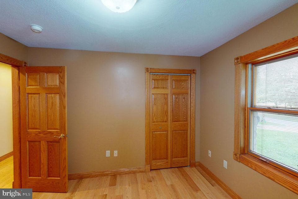 16364 Treasure Lake Road photo 32