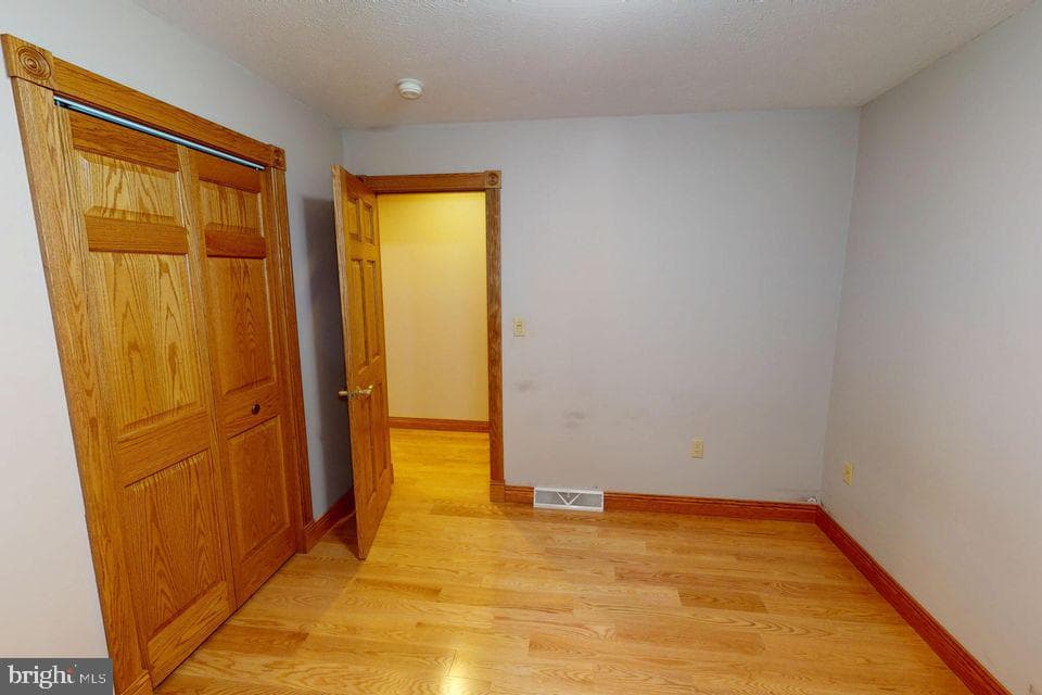 16364 Treasure Lake Road photo 39