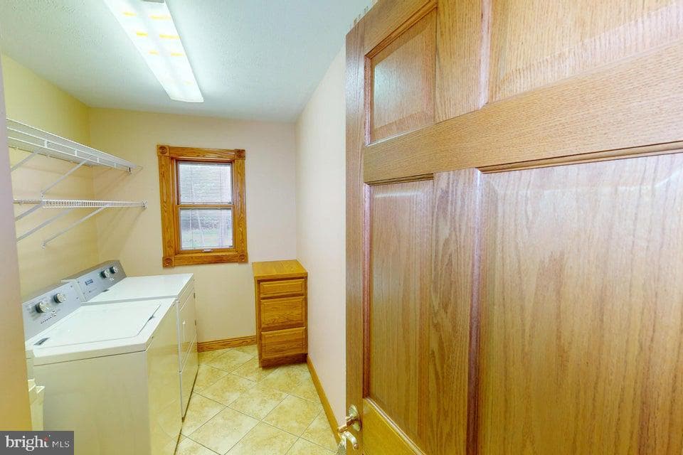 16364 Treasure Lake Road photo 45