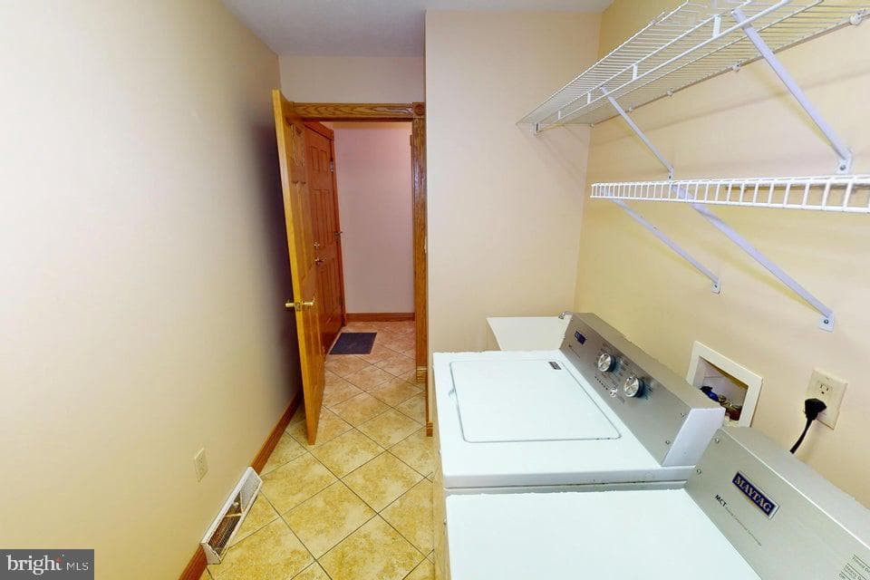 16364 Treasure Lake Road photo 46