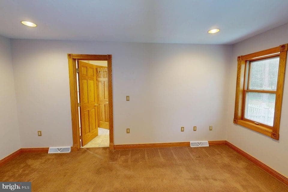 16364 Treasure Lake Road photo 48