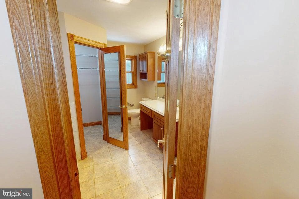 16364 Treasure Lake Road photo 52