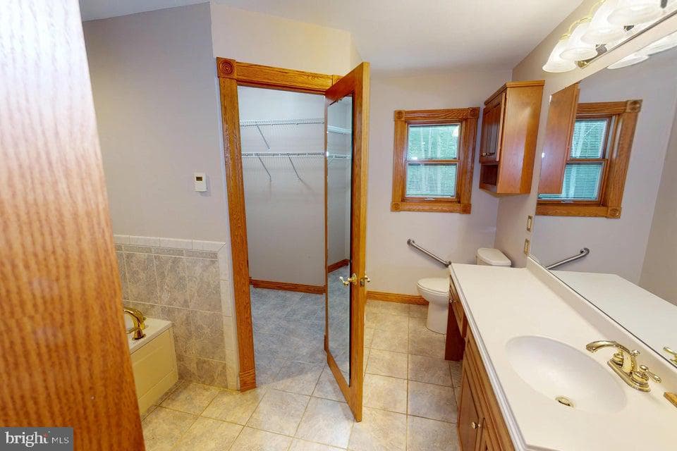 16364 Treasure Lake Road photo 56