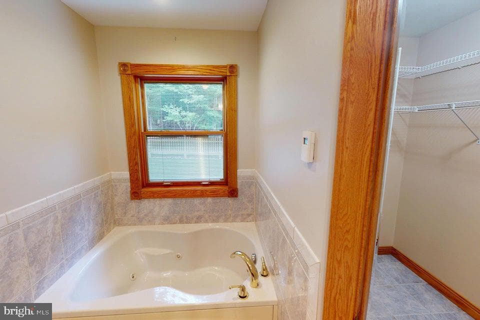 16364 Treasure Lake Road photo 57