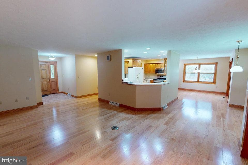 16364 Treasure Lake Road photo 7
