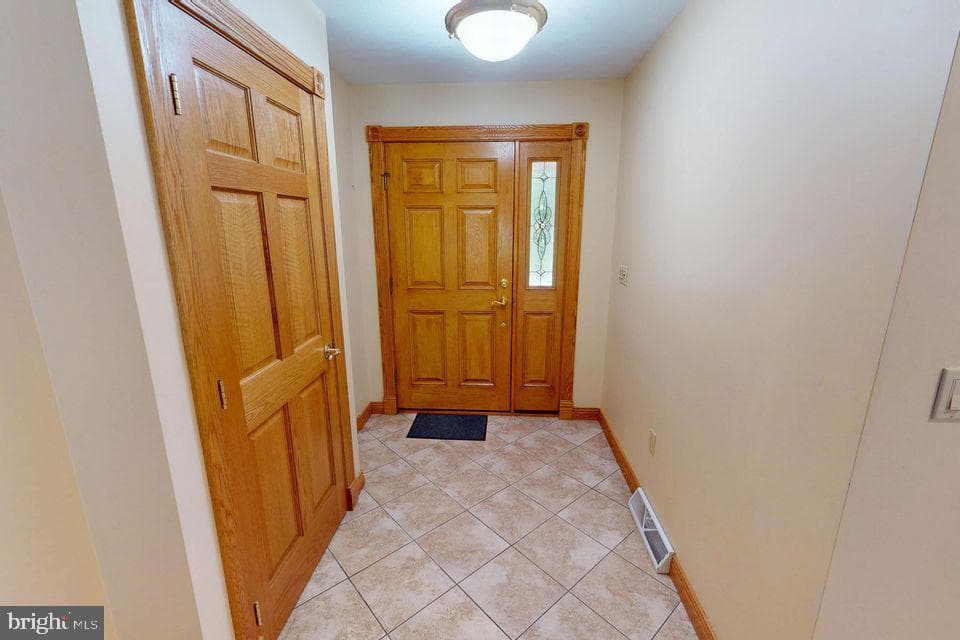 16364 Treasure Lake Road photo 9