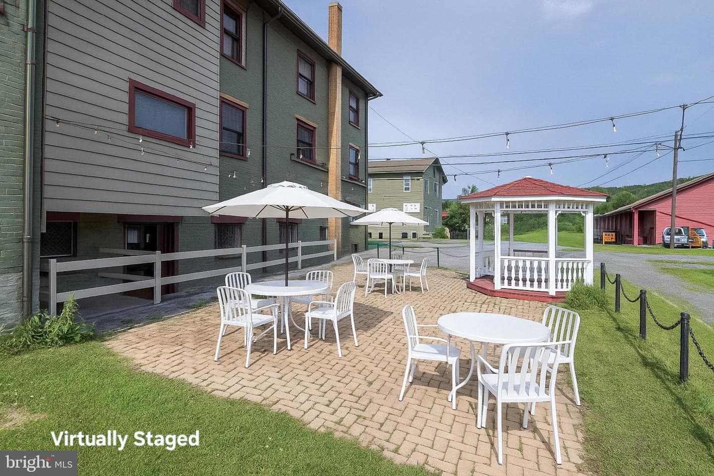 703 Hannah Street photo 3