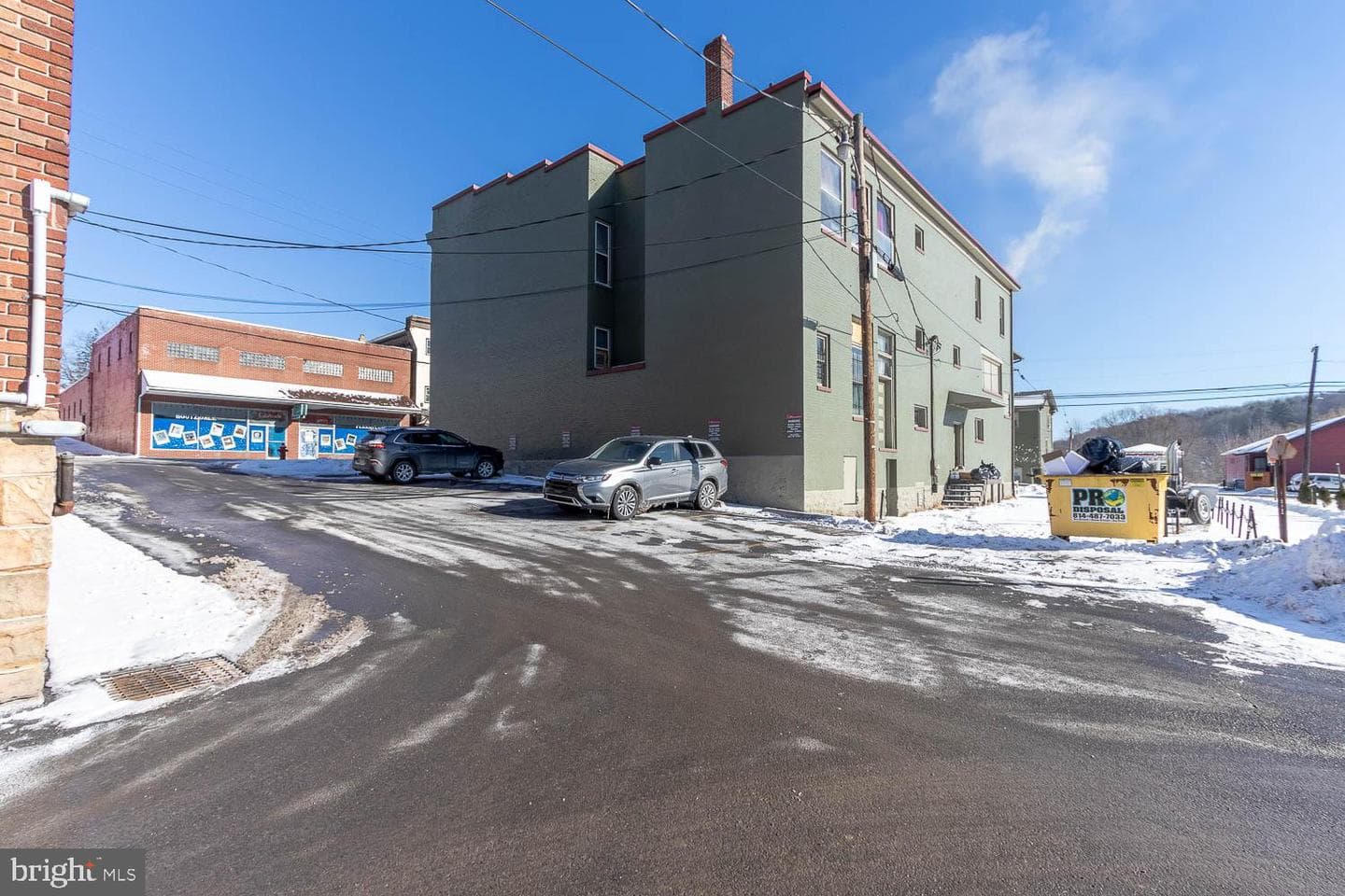 703 Hannah Street photo 42