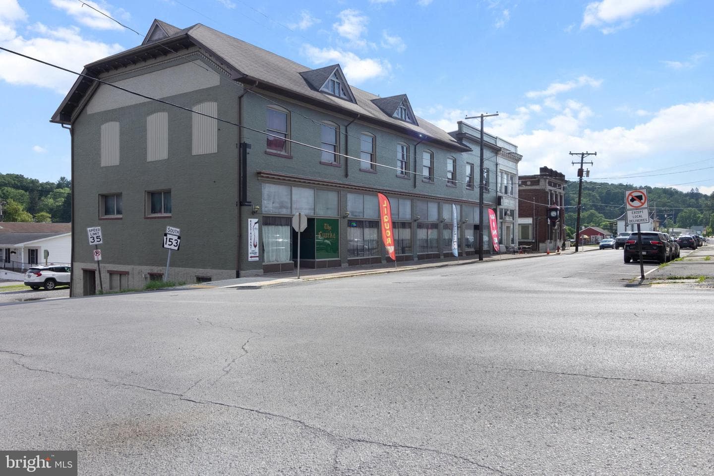 703 Hannah Street photo 46