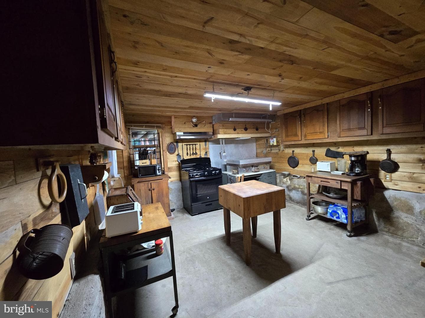 111 Firehouse Rd photo 25