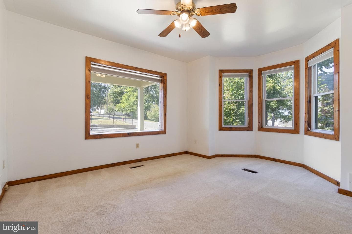803 Walton Street photo 6