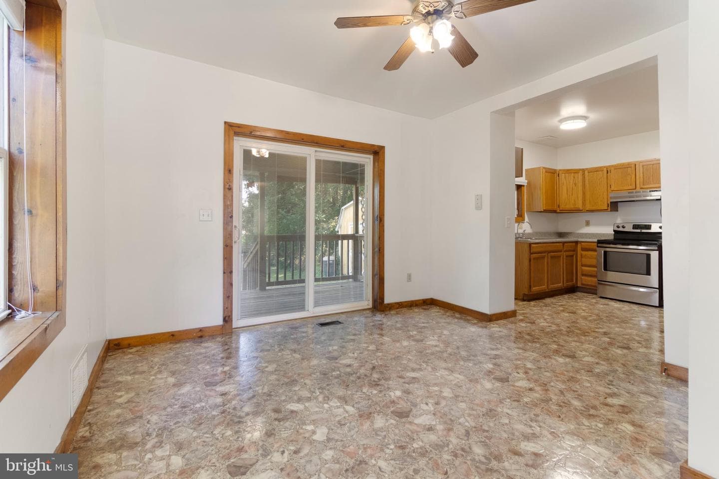 803 Walton Street photo 9