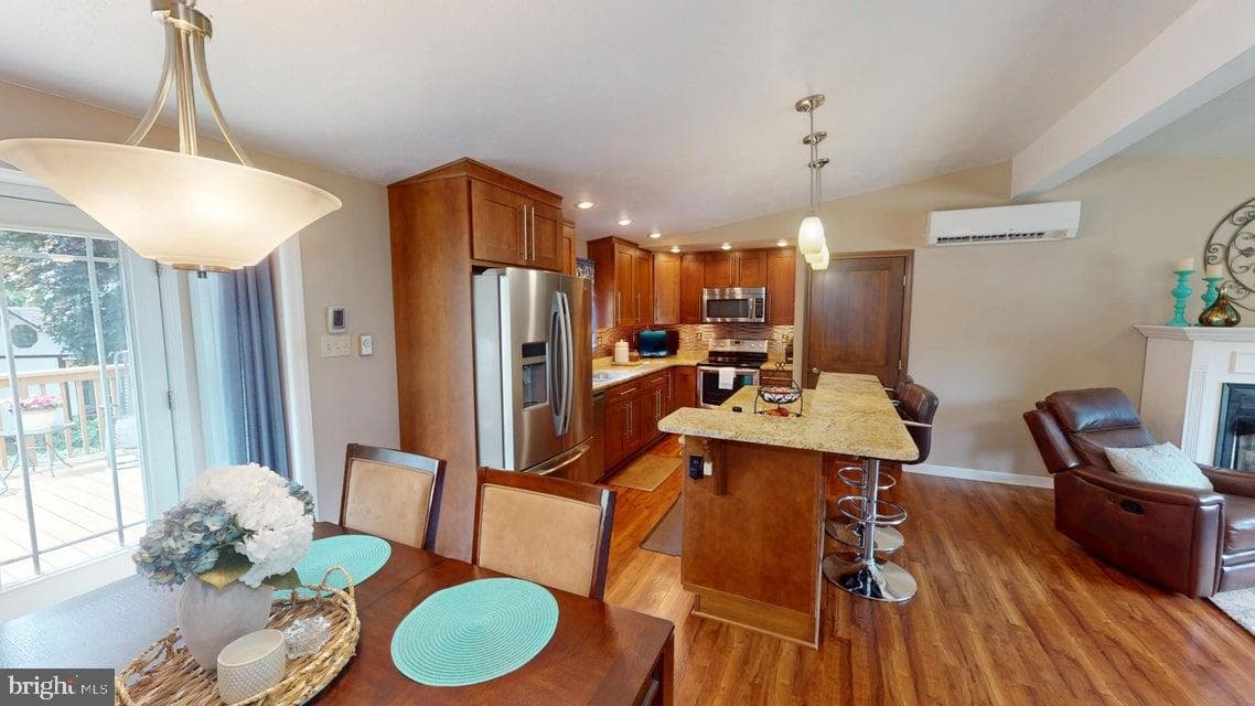 70 Sloping View Drive photo 24