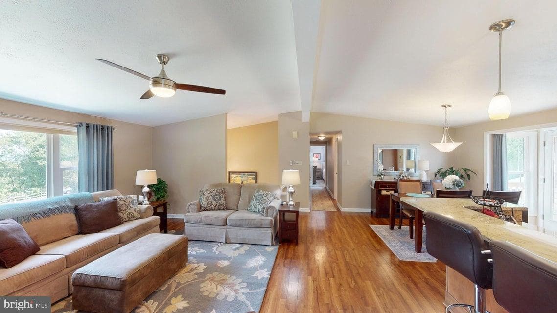 70 Sloping View Drive photo 34