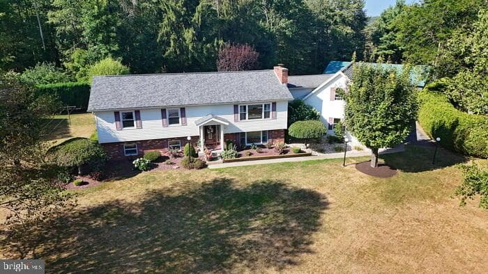 70 Sloping View Drive photo 4