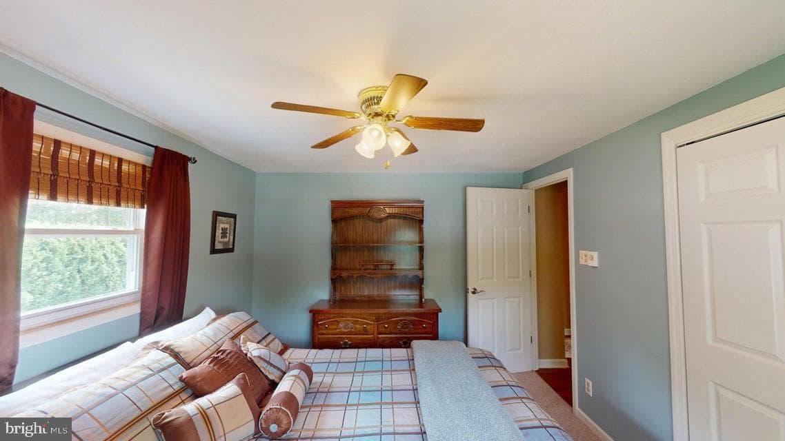 70 Sloping View Drive photo 65