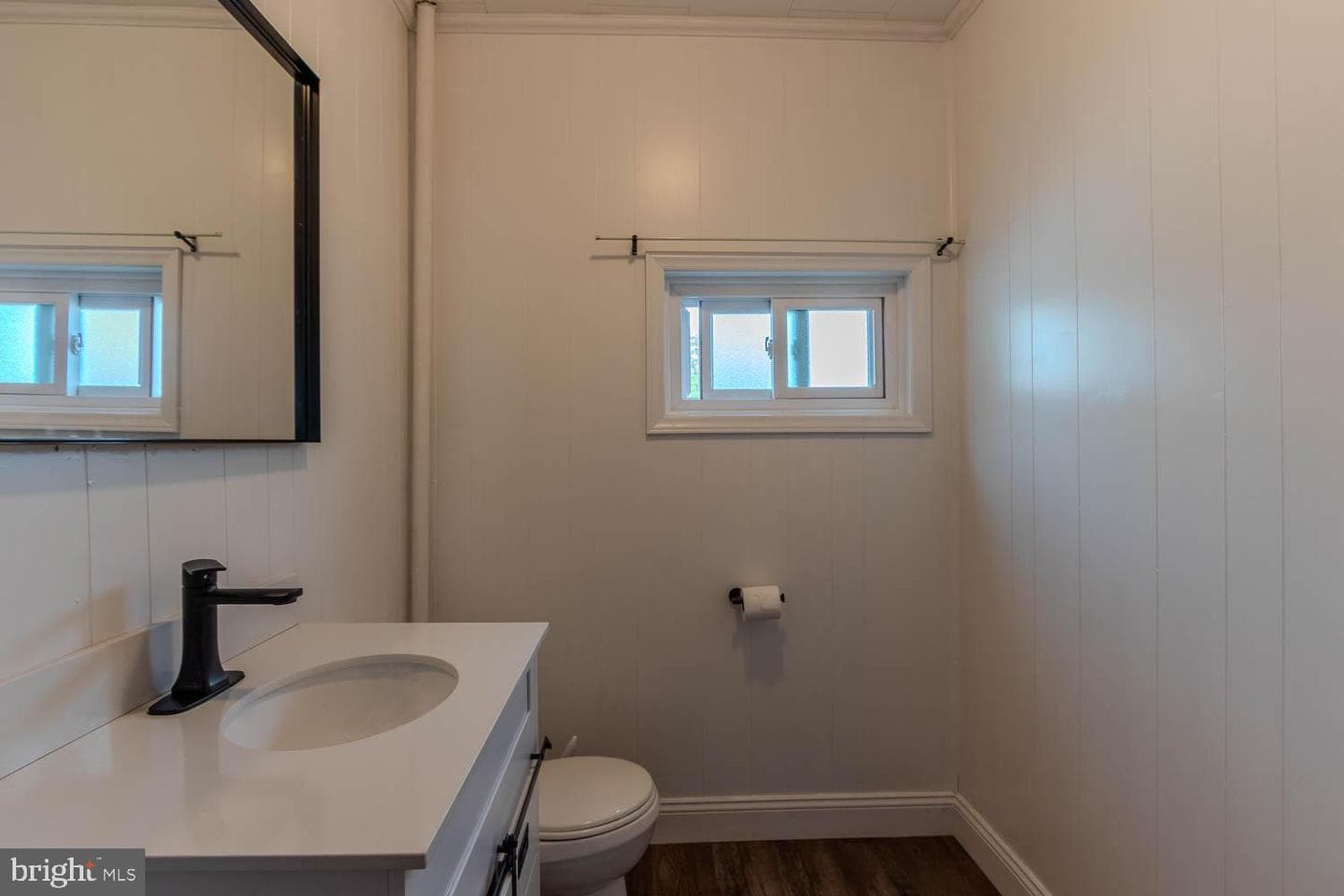 601 Laura Street photo 17