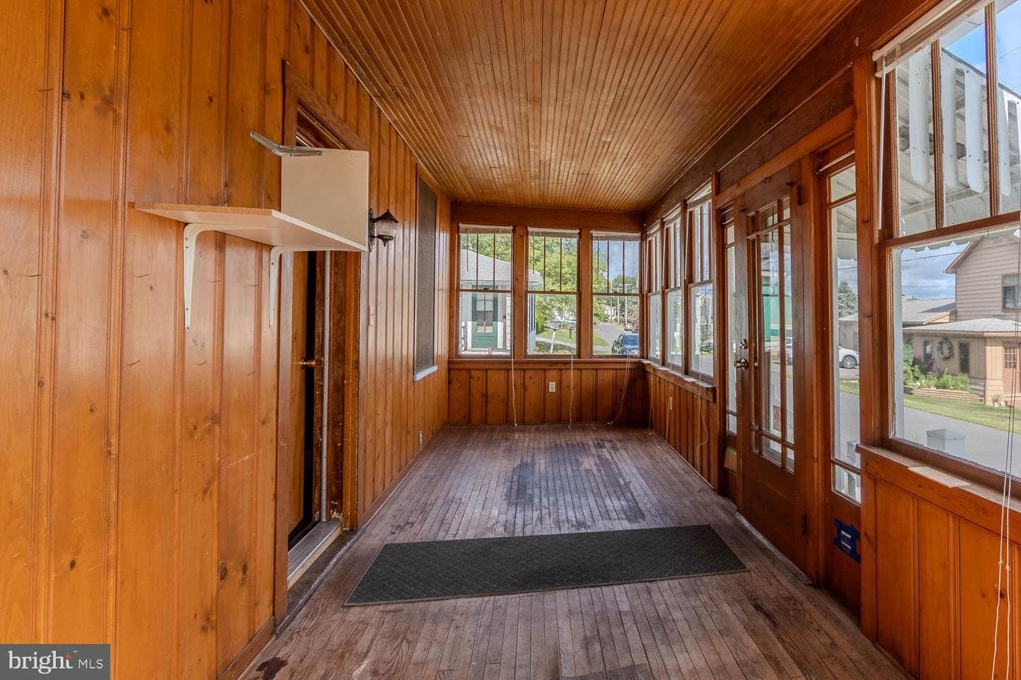 601 Laura Street photo 25