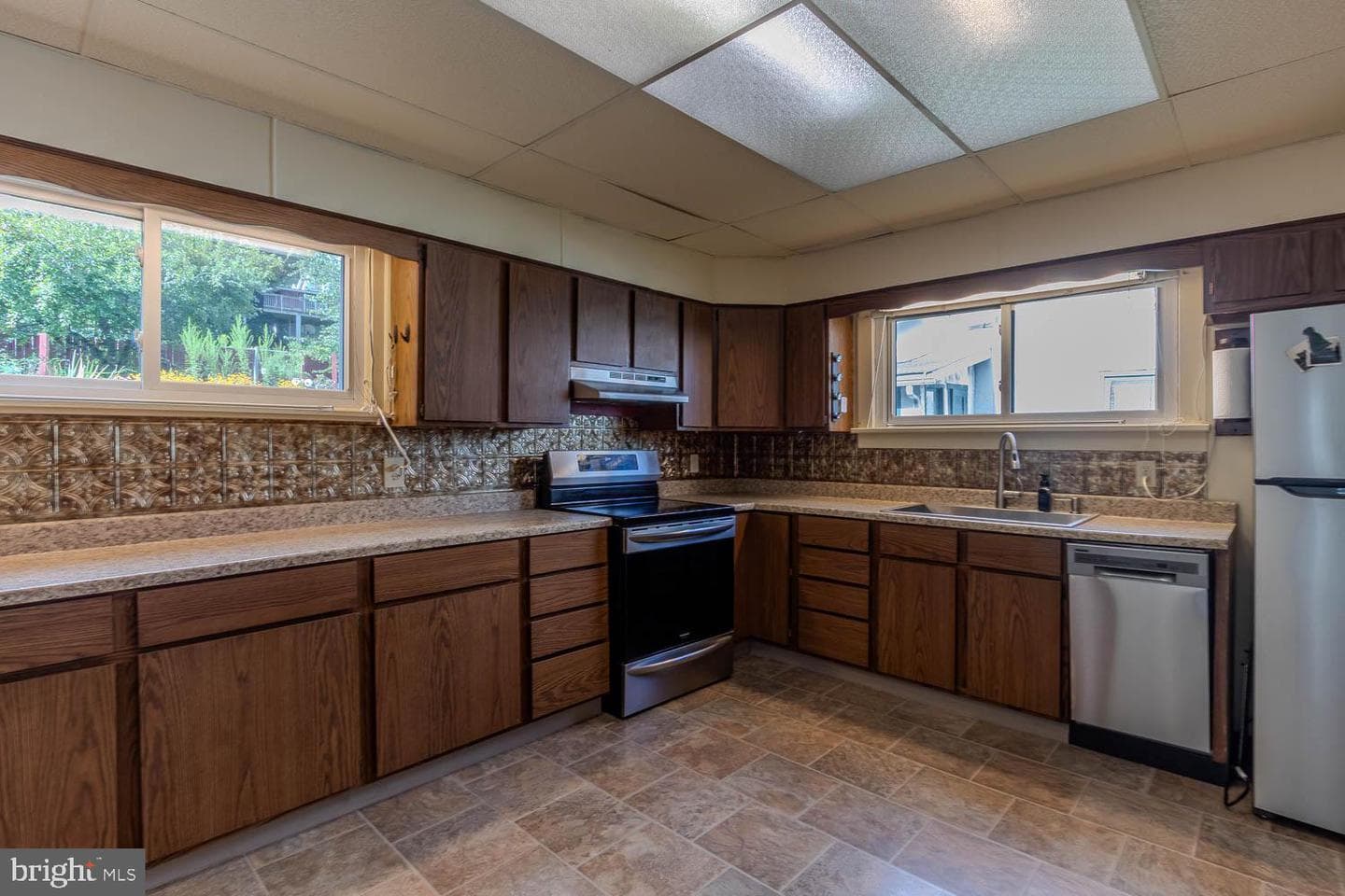 601 Laura Street photo 6