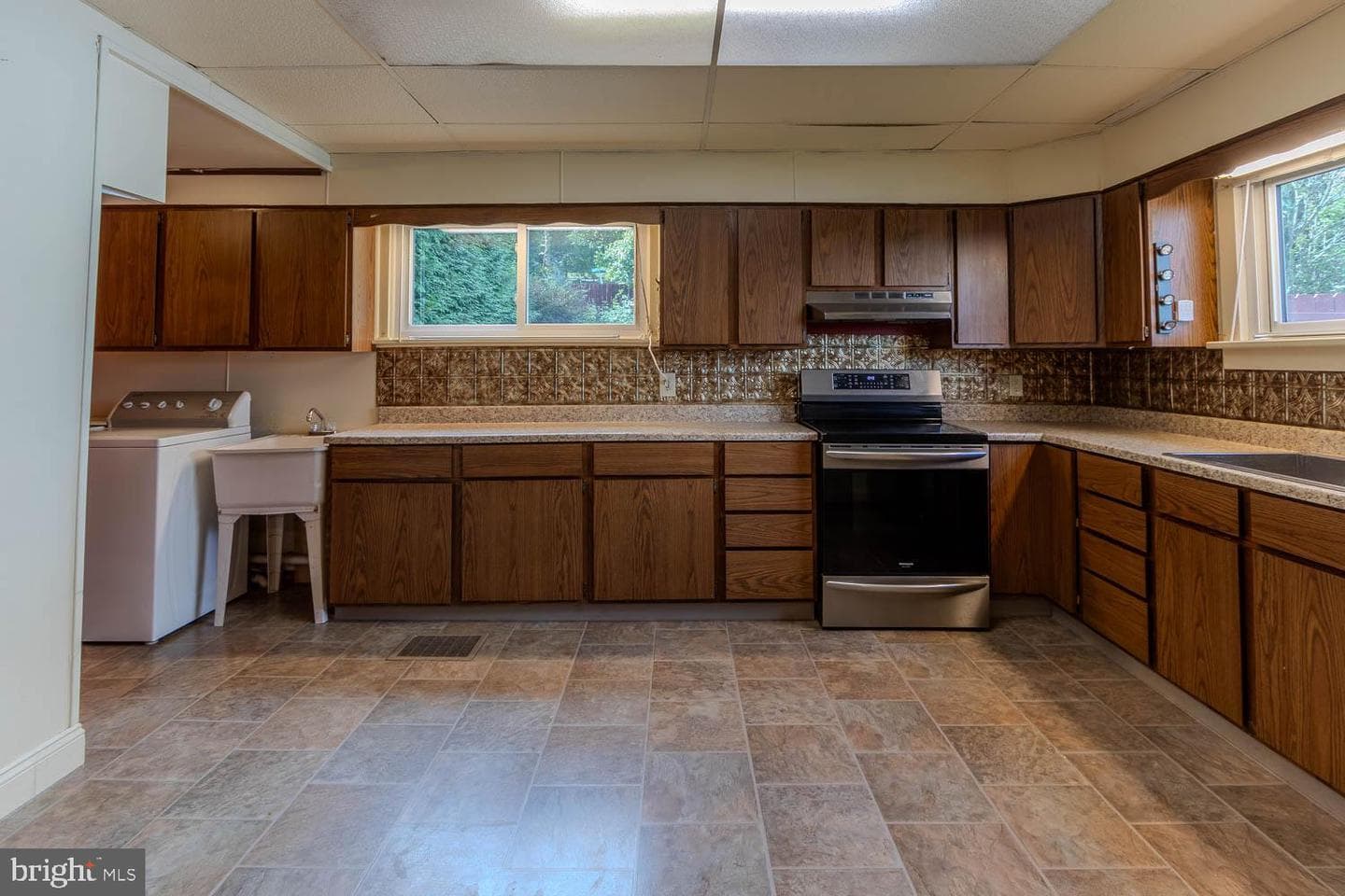 601 Laura Street photo 7