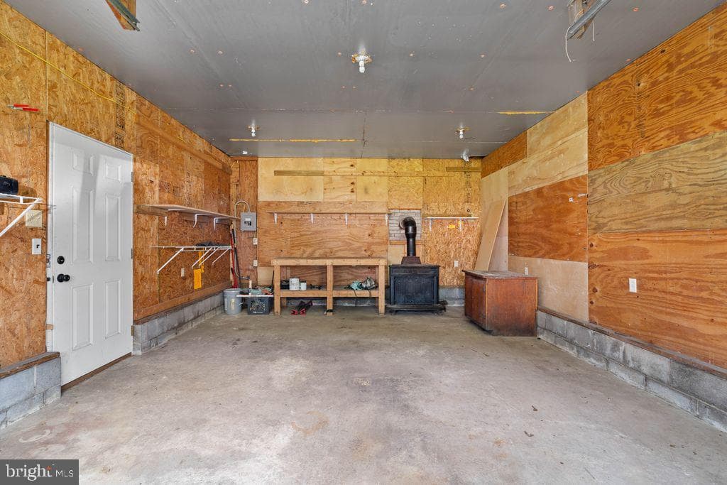 483 E 10th Street photo 21